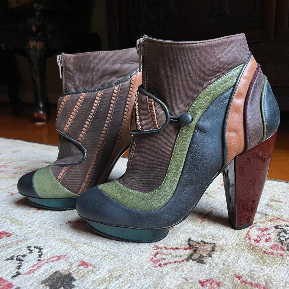 Anthropologie Kron by KronKron Colorblock Booties – Size 6